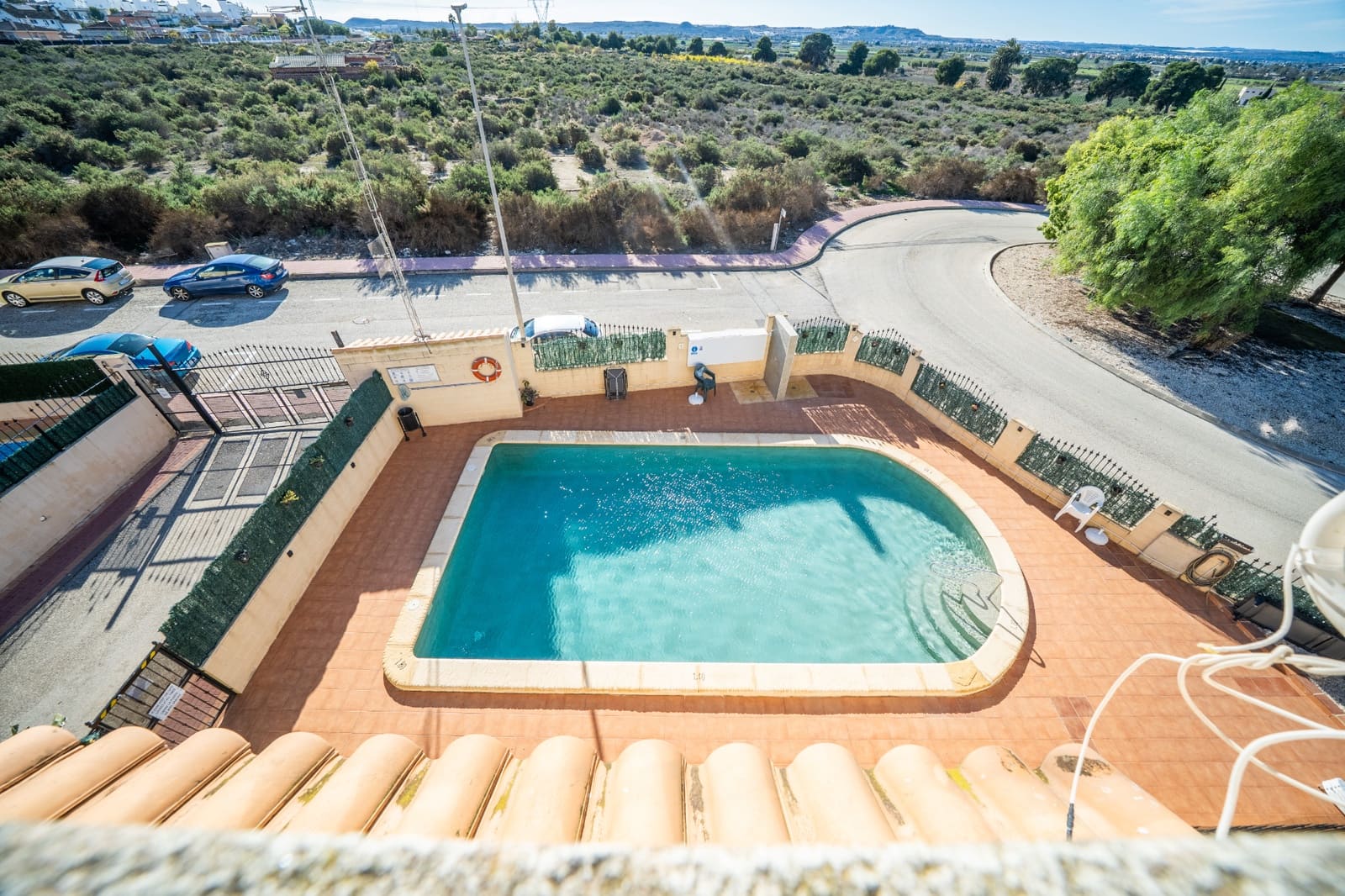 3 soveværelse Semi-Rækkehus til salg i La Marina med swimmingpool - € 219.000 (Ref: 9480676)