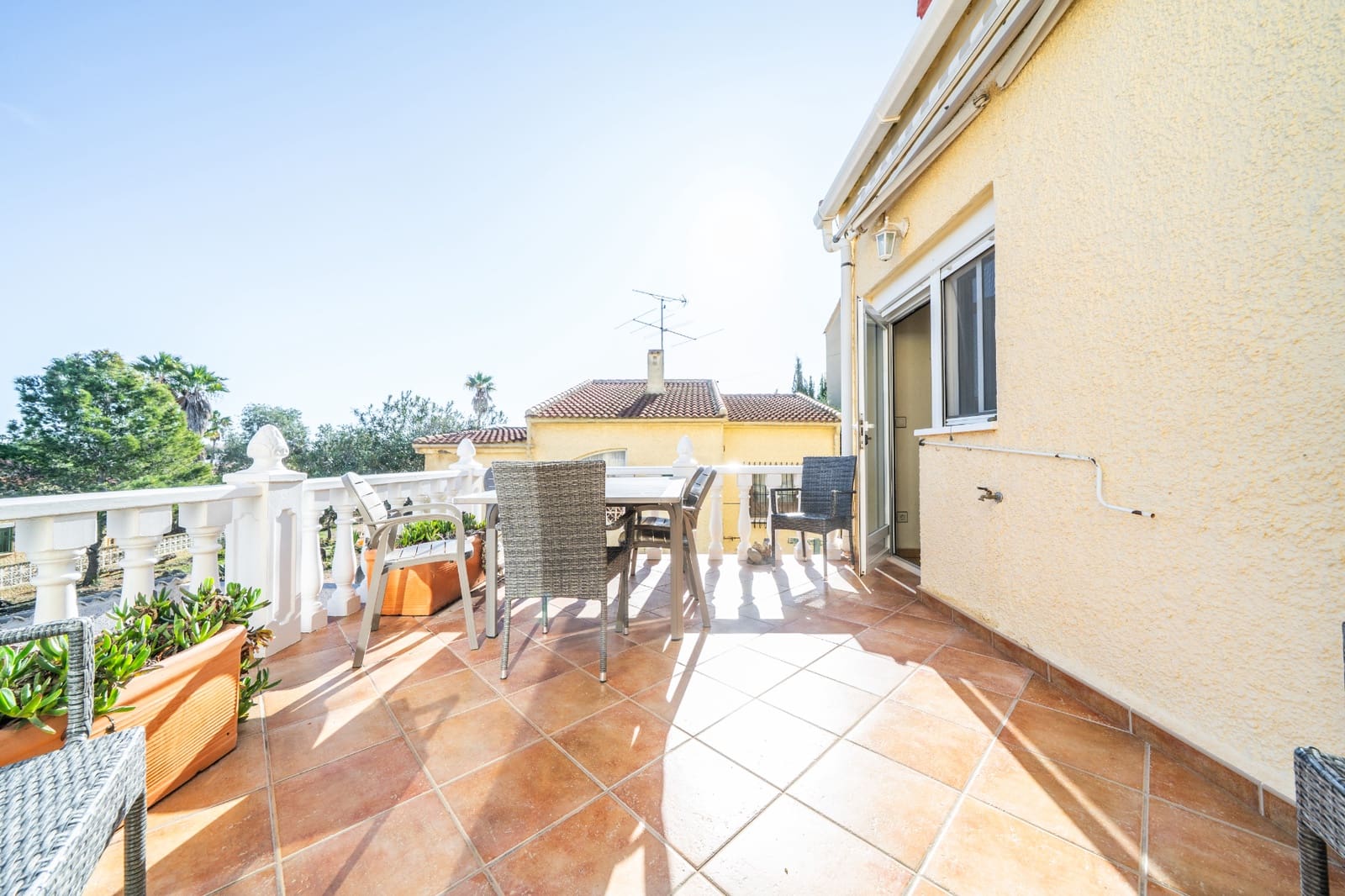 3 bedroom Villa for sale in La Marina with pool - € 265,000 (Ref: 9495391)