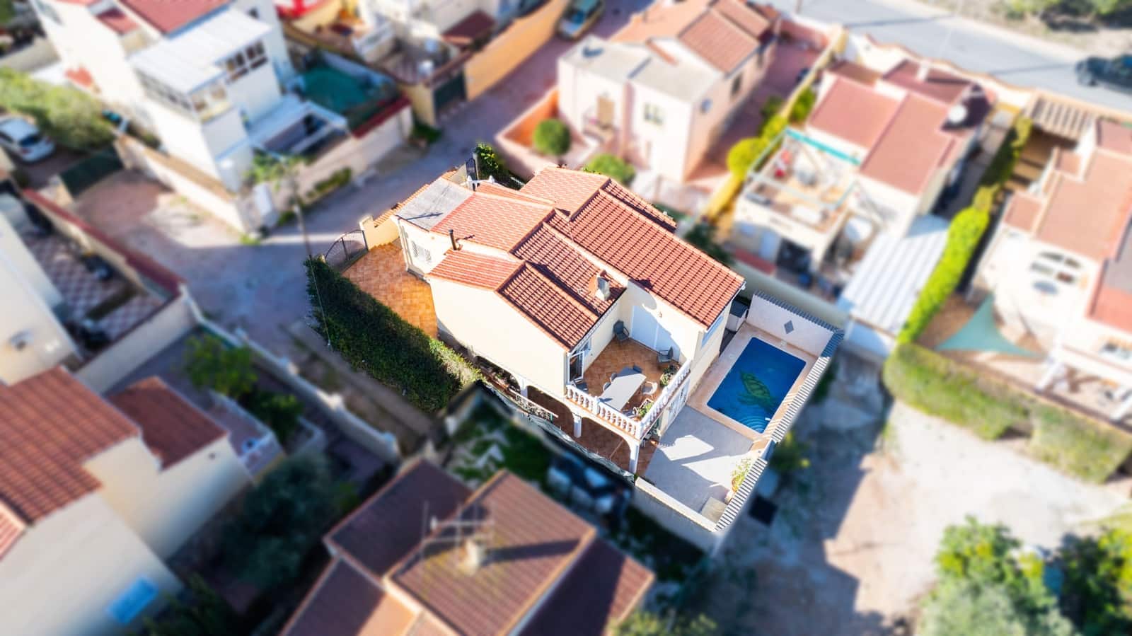 3 bedroom Villa for sale in La Marina with pool - € 265,000 (Ref: 9495391)