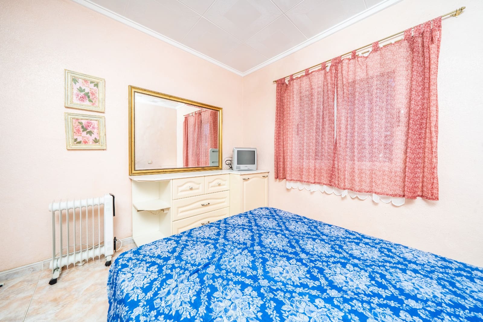 3 bedroom Villa for sale in La Marina with pool - € 265,000 (Ref: 9495391)