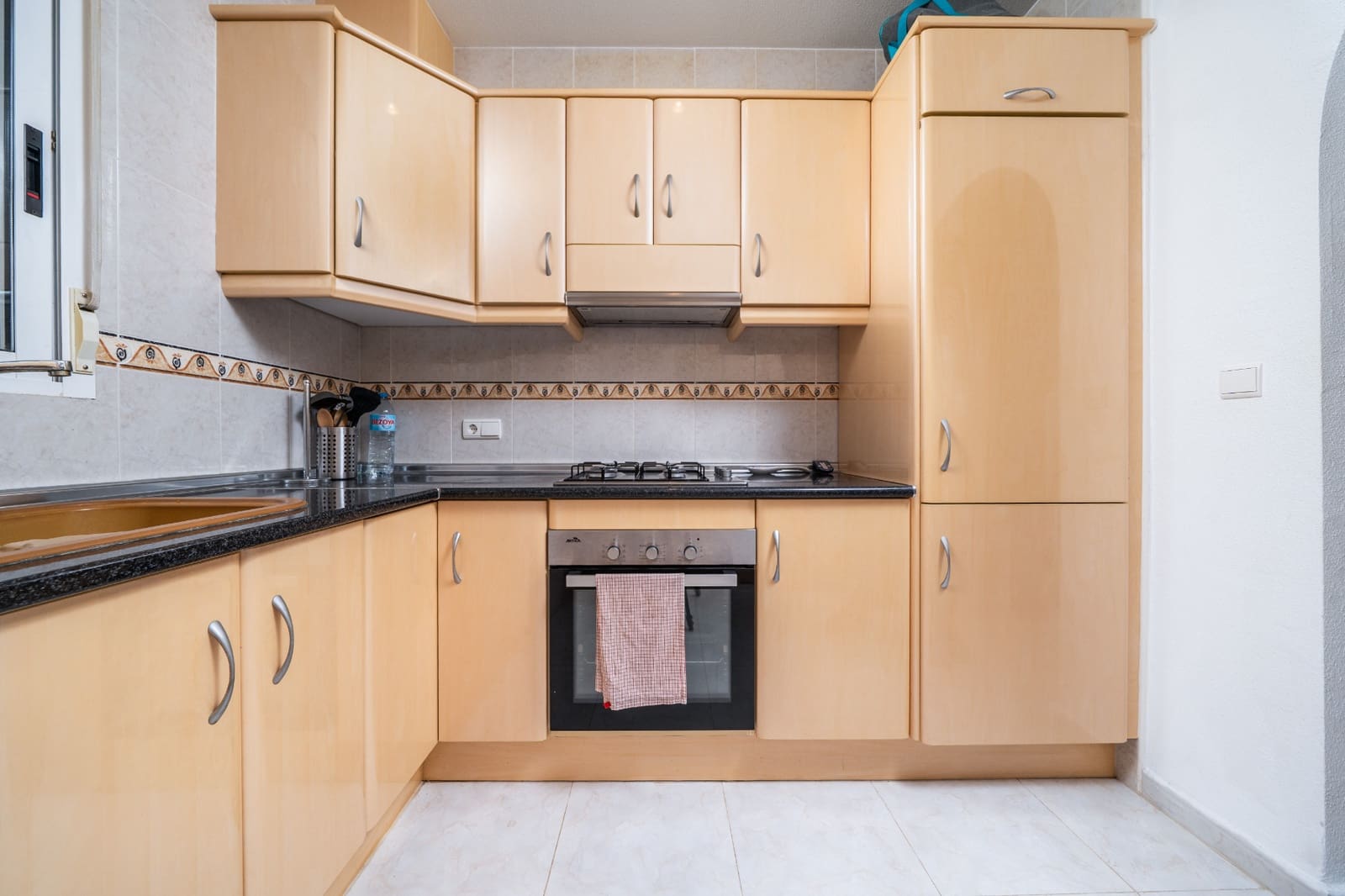 5 bedroom Villa for sale in La Marina with pool - € 350,000 (Ref: 9511200)