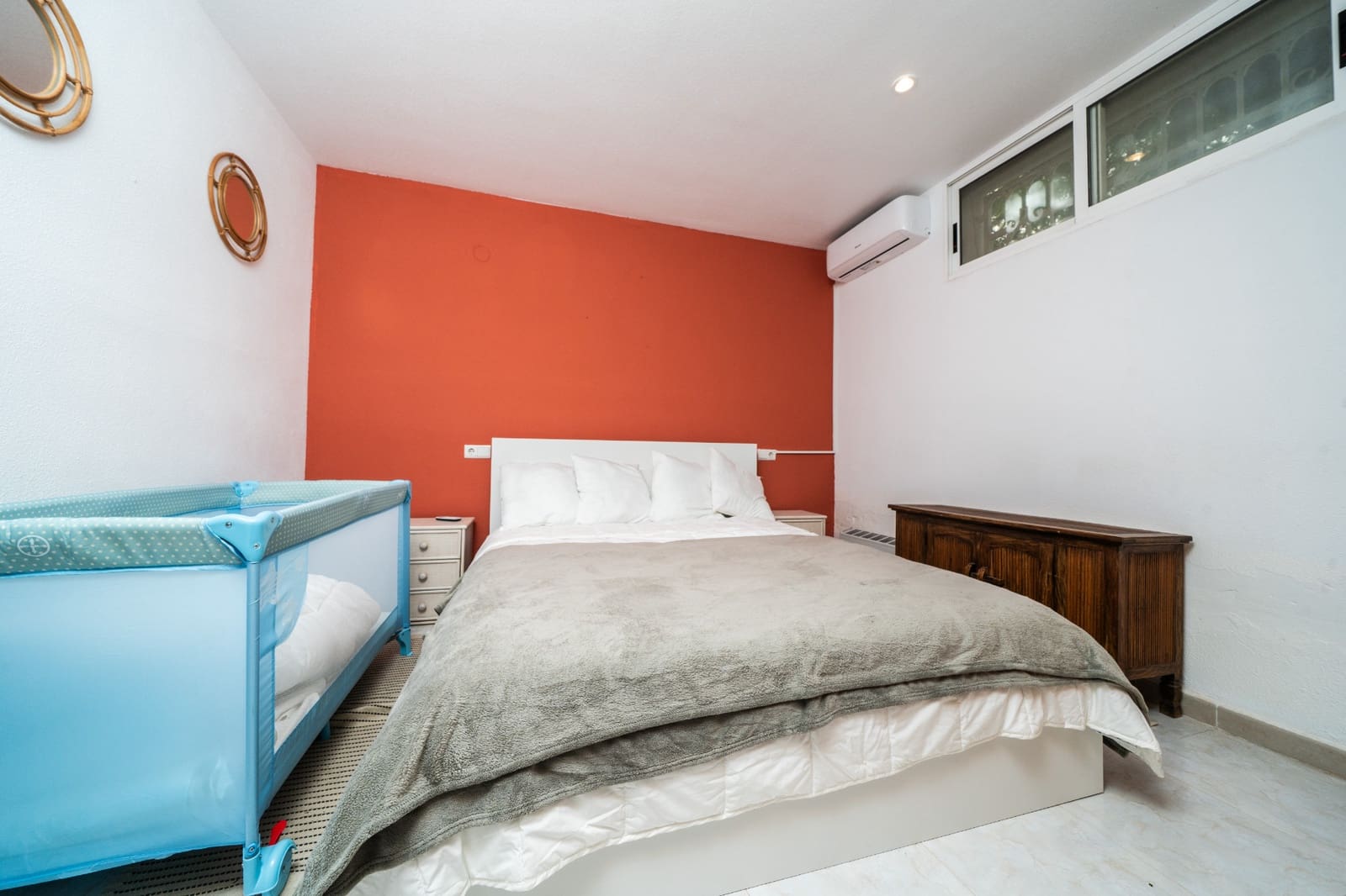 5 bedroom Villa for sale in La Marina with pool - € 350,000 (Ref: 9511200)