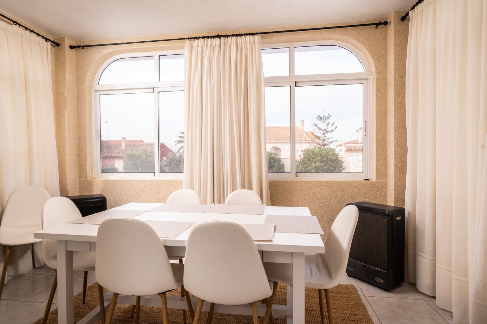 5 bedroom Villa for sale in La Marina with pool - € 350,000 (Ref: 9511200)