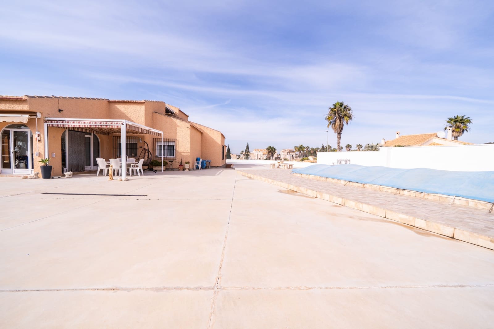 3 Zimmer Villa zu verkaufen in La Marina mit Pool Garage - 399.950 € (Ref: 9523060)