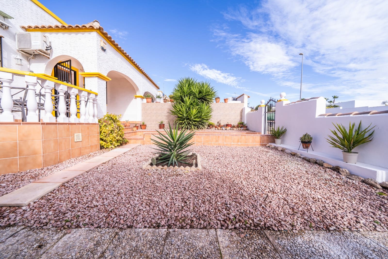 3 soverom Hus til salgs i La Marina med svømmebasseng - € 179 950 (Ref: 9539681)