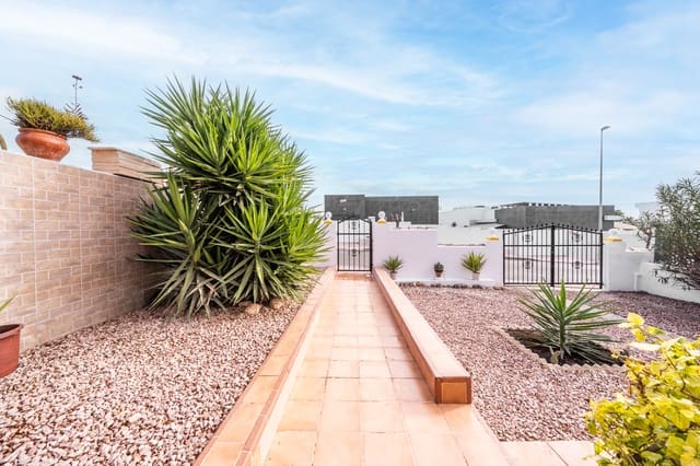 3 soverom Hus til salgs i La Marina, Elche / Elx med svømmebasseng - € 179 950 (Ref: 9539681)