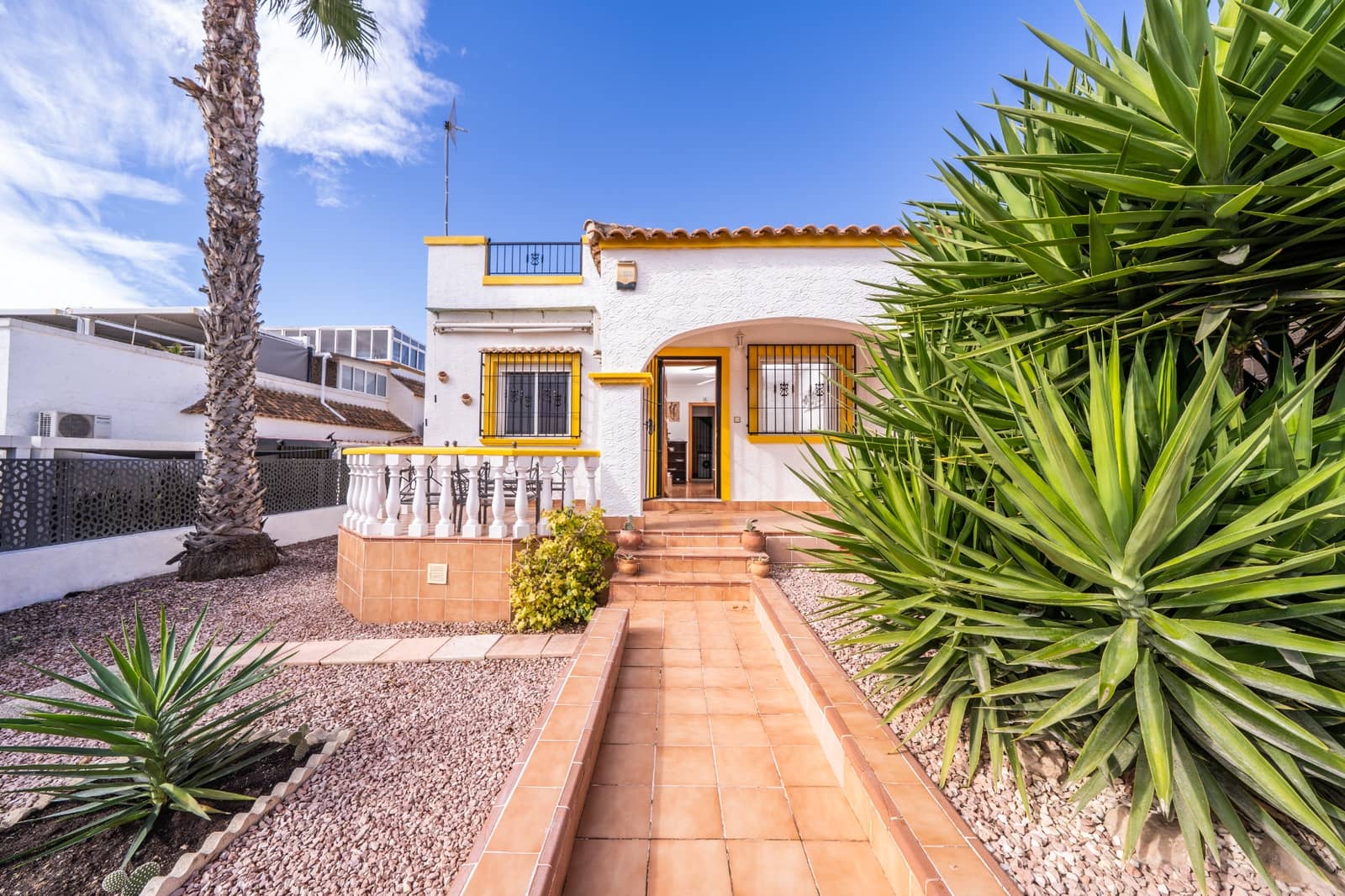 3 soverom Hus til salgs i La Marina med svømmebasseng - € 179 950 (Ref: 9539681)