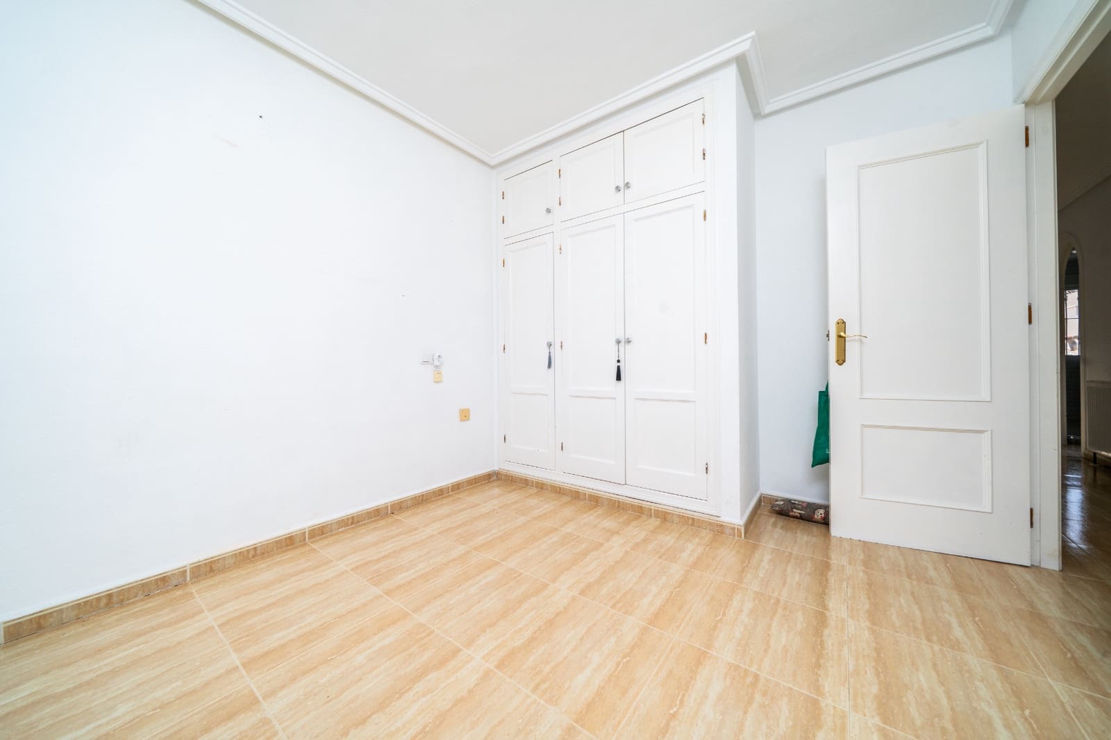 3 soveværelse Villa til salg i La Marina med swimmingpool - € 199.950 (Ref: 9559763)