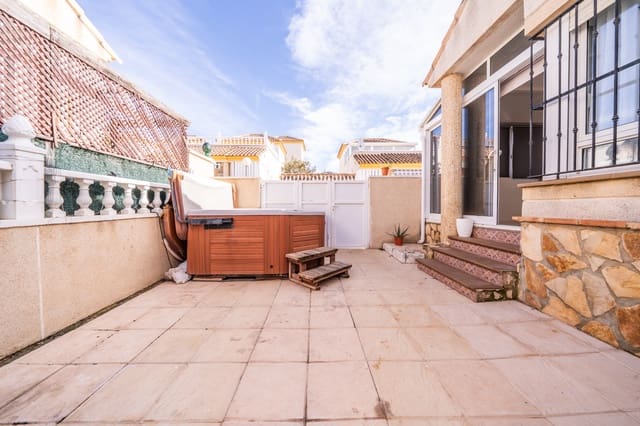 3 sypialnia Willa na sprzedaż w La Marina, Elche / Elx z basenem - 199 950 € (Ref: 9559763)