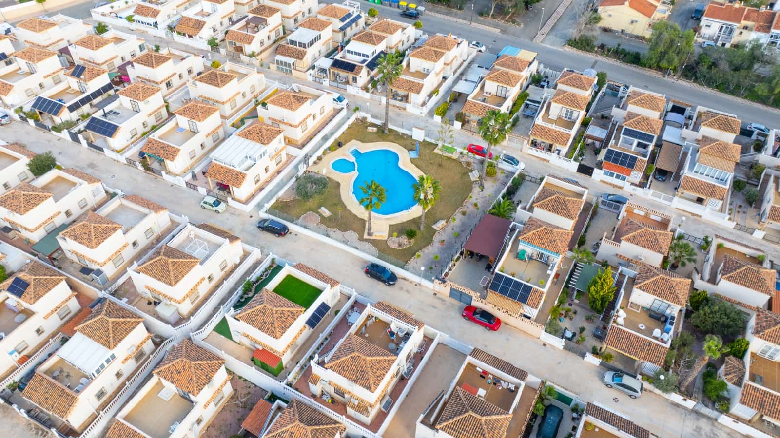 3 soveværelse Villa til salg i La Marina med swimmingpool - € 199.950 (Ref: 9559763)