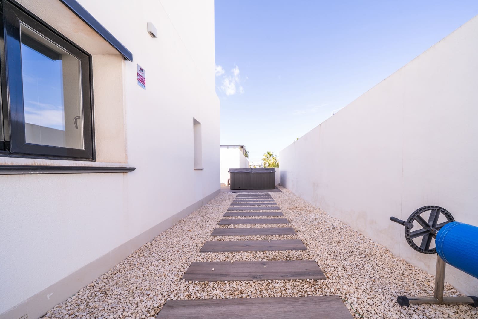 3 Zimmer Villa zu verkaufen in La Marina mit Pool - 595.000 € (Ref: 9580329)