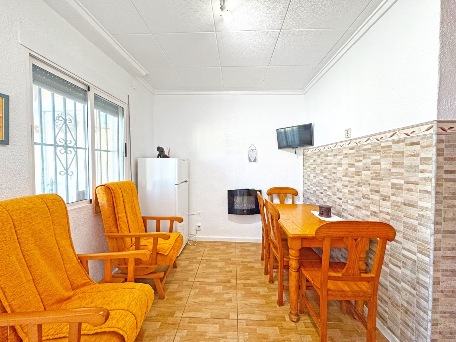 2 soveværelse Semi-Rækkehus til salg i La Marina - € 112.000 (Ref: 9626653)