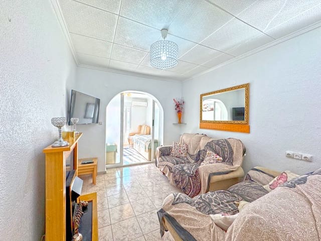 2 soveværelse Semi-Rækkehus til salg i La Marina, Elche / Elx - € 112.000 (Ref: 9626653)