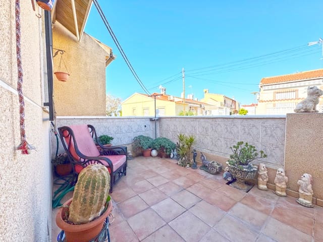 2 soveværelse Semi-Rækkehus til salg i La Marina, Elche / Elx - € 112.000 (Ref: 9626653)