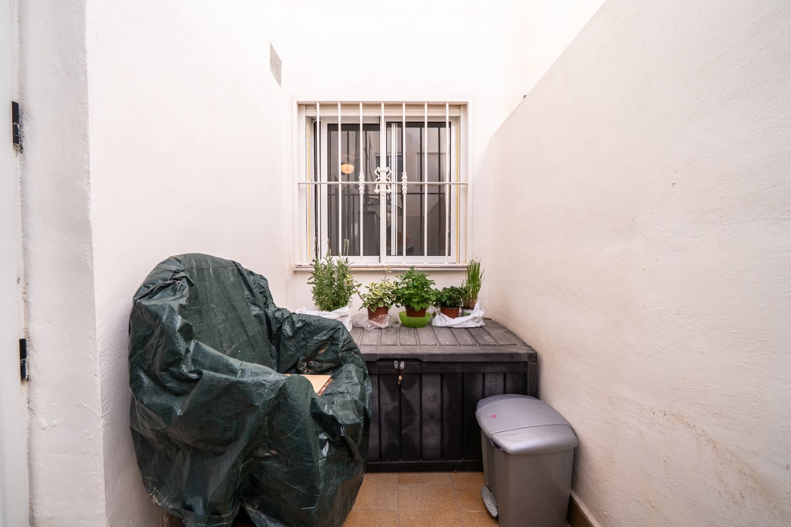 2 soverom Leilighet til salgs i La Marina med svømmebasseng - € 119 000 (Ref: 9635215)