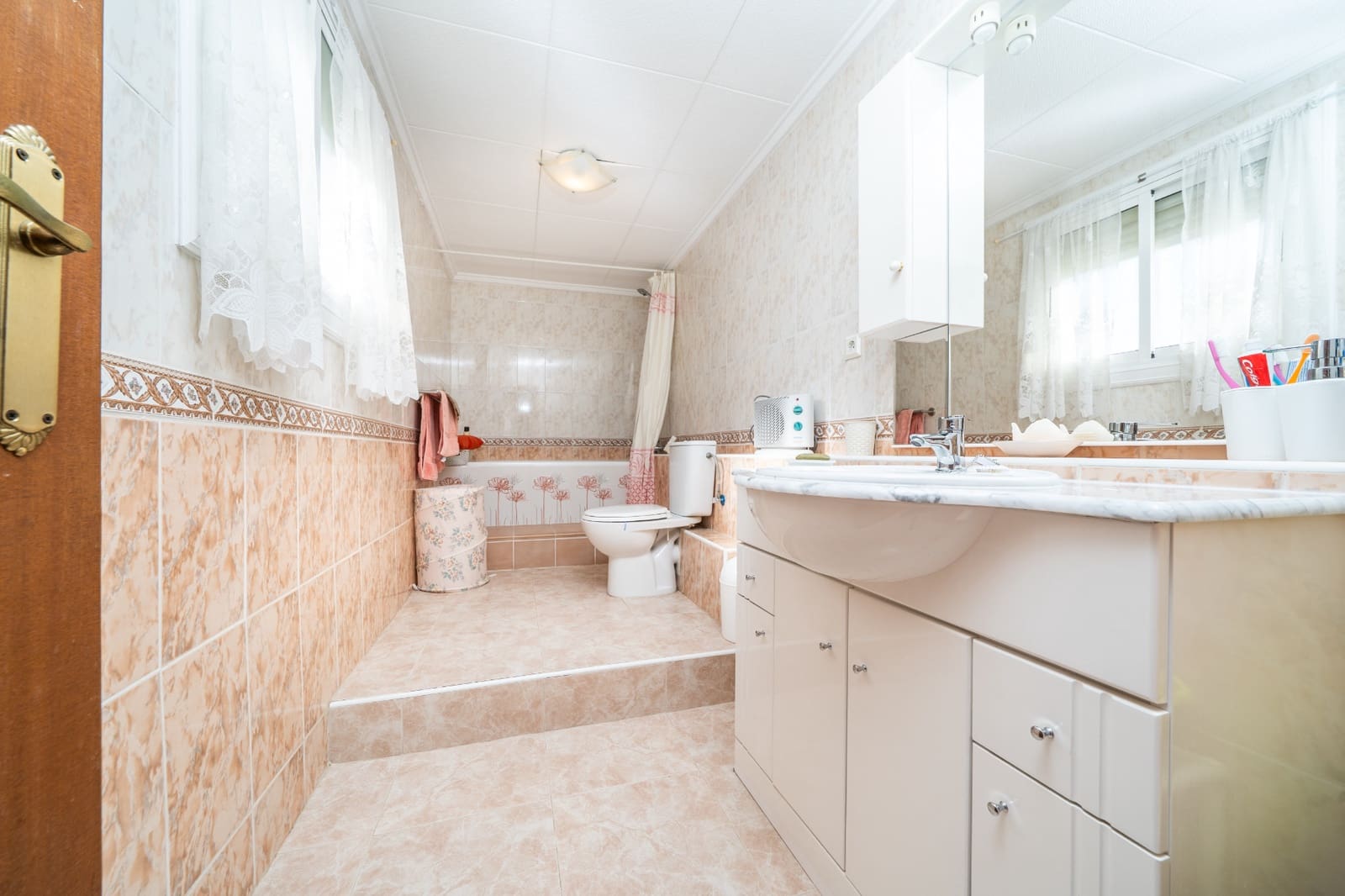 4 soverom Villa til salgs i La Marina med svømmebasseng - € 265 000 (Ref: 9635218)