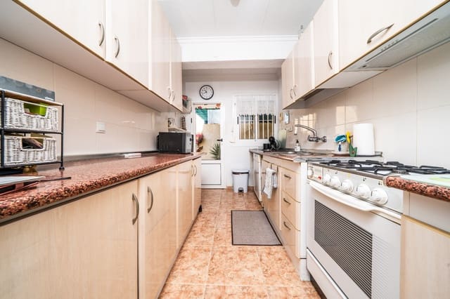 4 soverom Villa til salgs i La Marina, Elche / Elx med svømmebasseng - € 265 000 (Ref: 9635218)