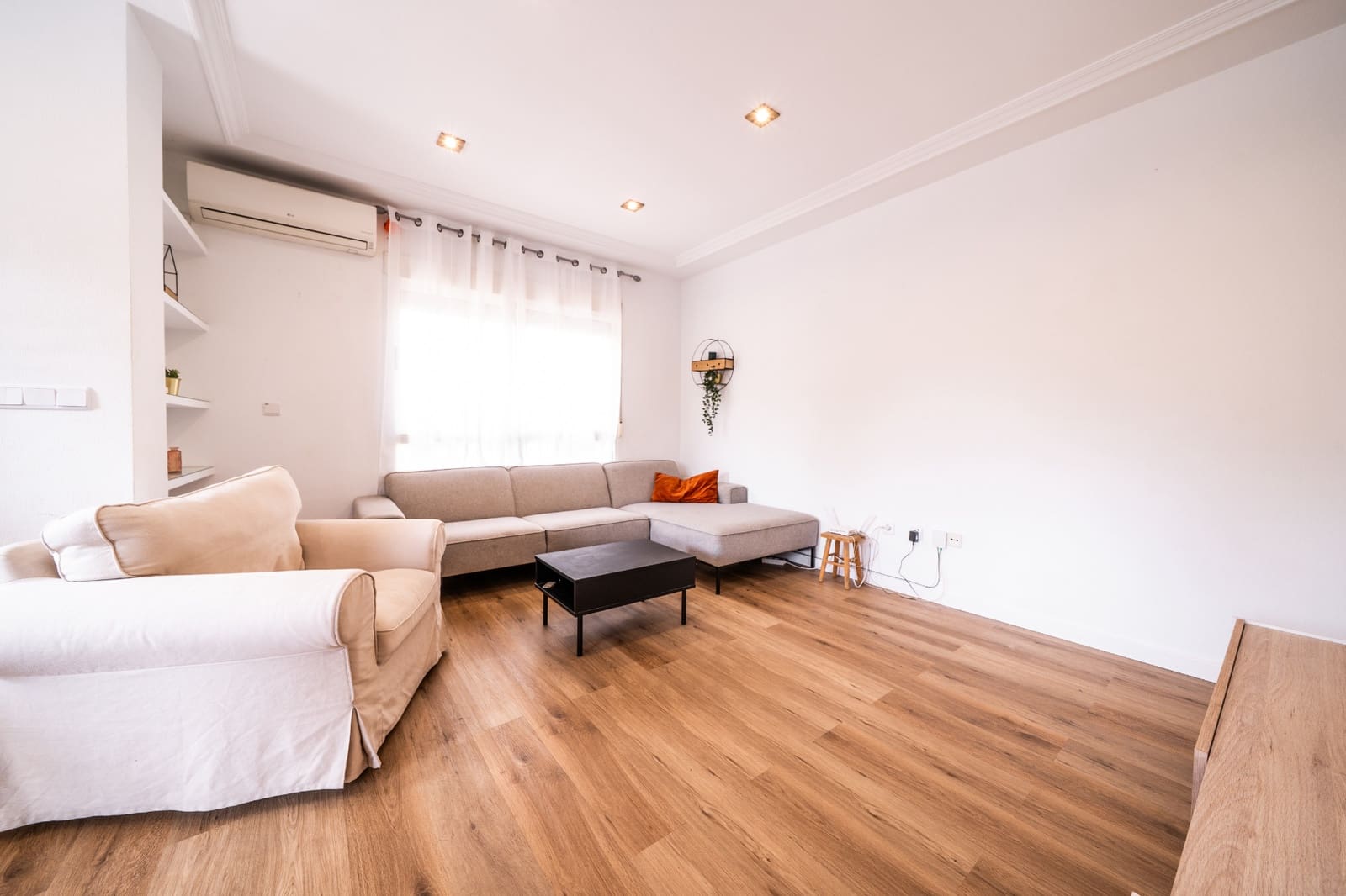 3 bedroom Terraced Villa for sale in La Marina with pool - € 195,000 (Ref: 9650717)