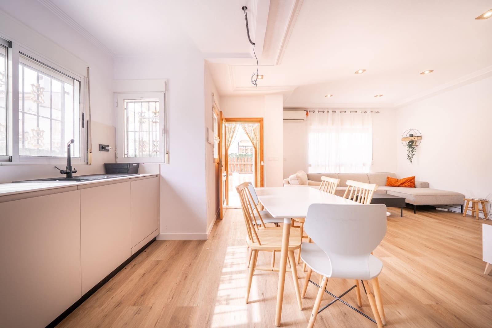 3 bedroom Terraced Villa for sale in La Marina with pool - € 195,000 (Ref: 9650717)