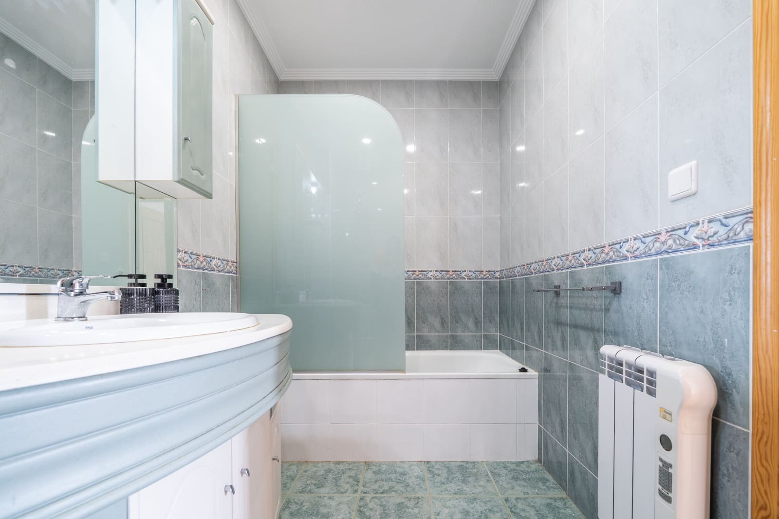 3 bedroom Terraced Villa for sale in La Marina with pool - € 195,000 (Ref: 9650717)