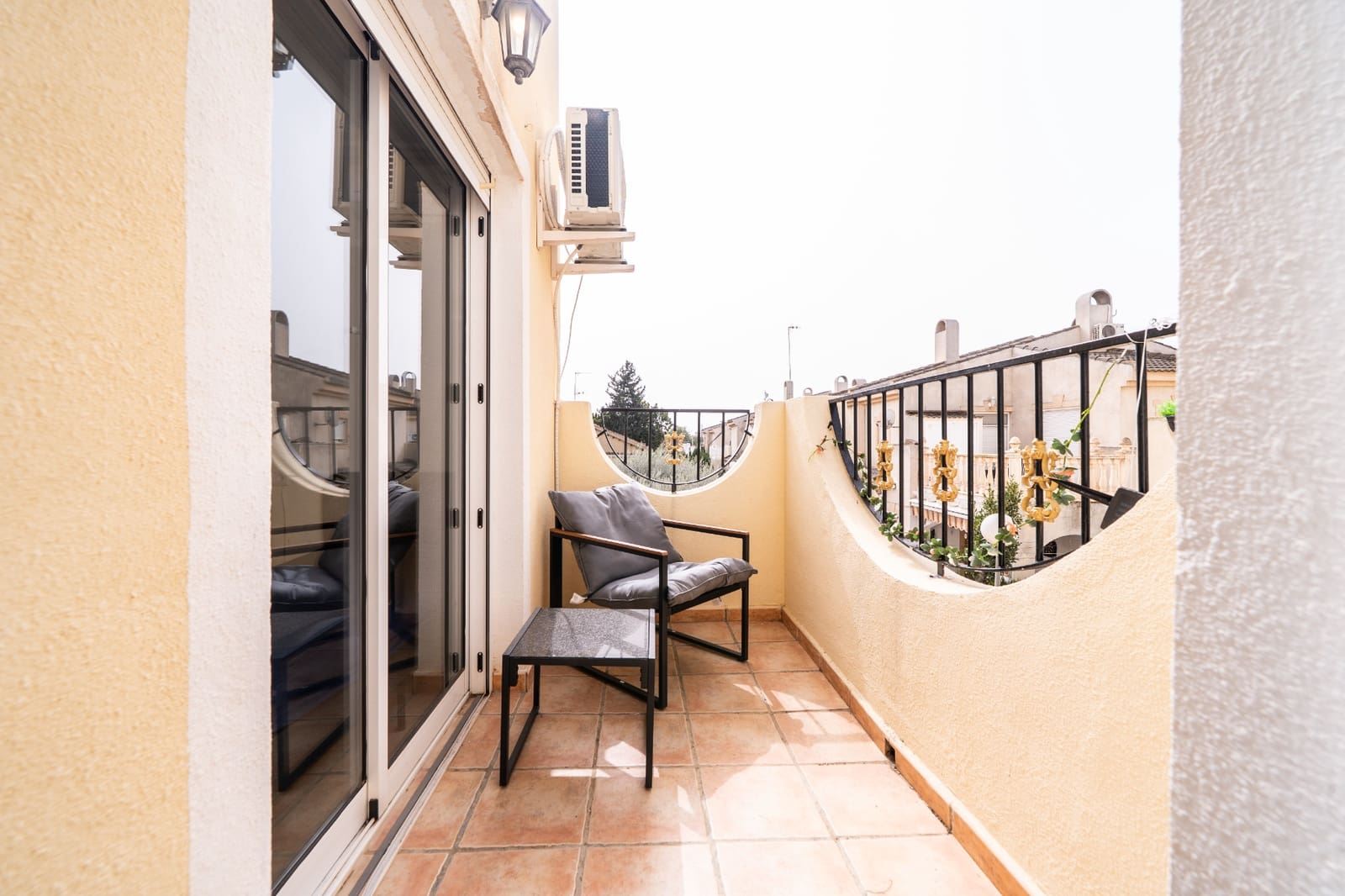 3 bedroom Terraced Villa for sale in La Marina with pool - € 195,000 (Ref: 9650717)