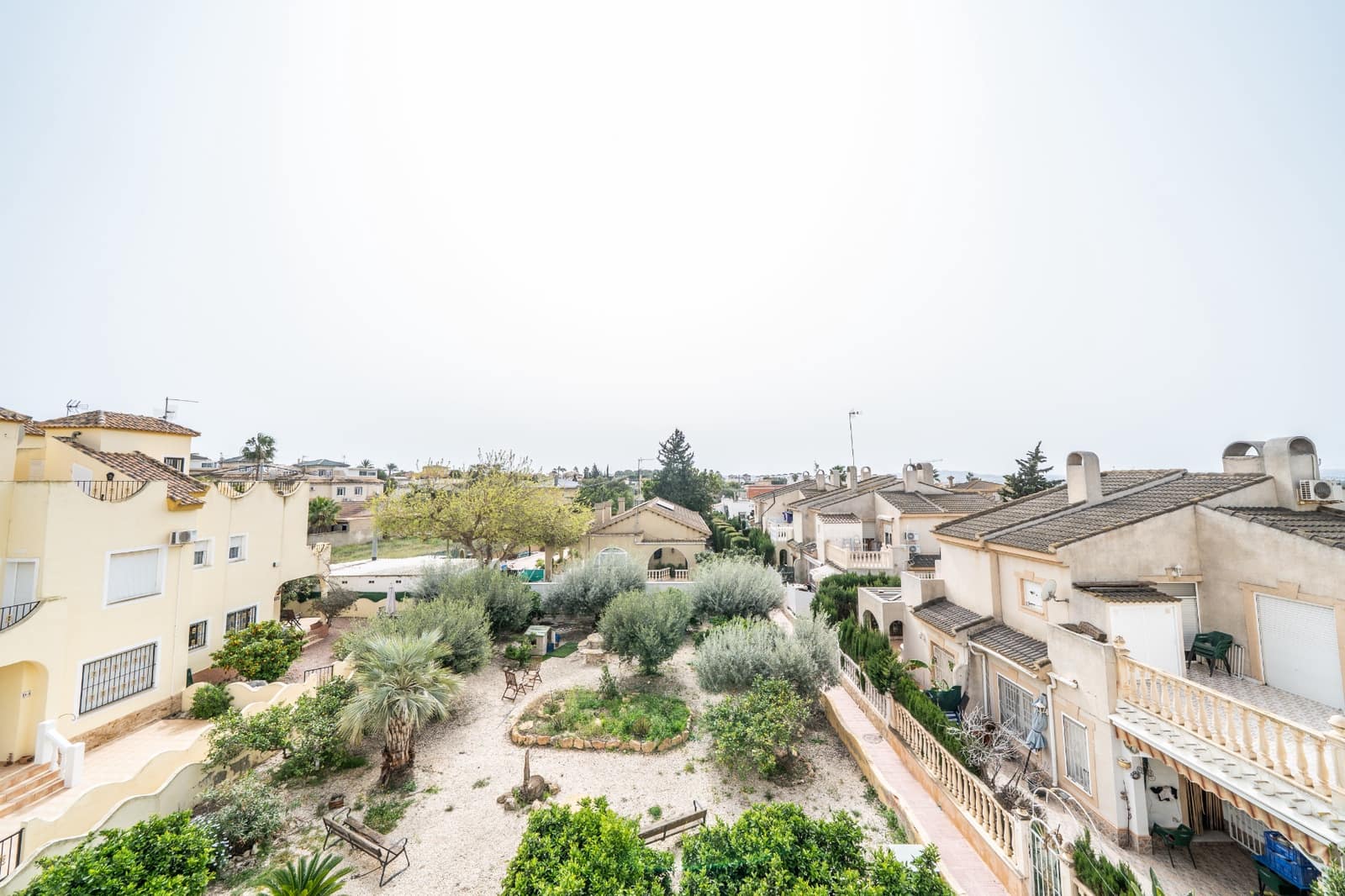 3 bedroom Terraced Villa for sale in La Marina with pool - € 195,000 (Ref: 9650717)