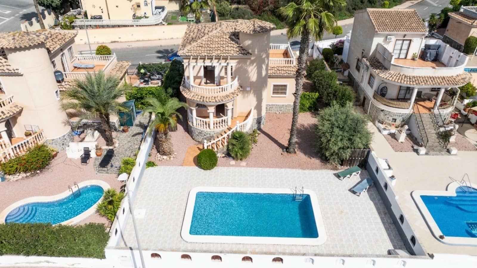 3 Zimmer Villa zu verkaufen in La Marina mit Pool Garage - 310.000 € (Ref: 9679228)