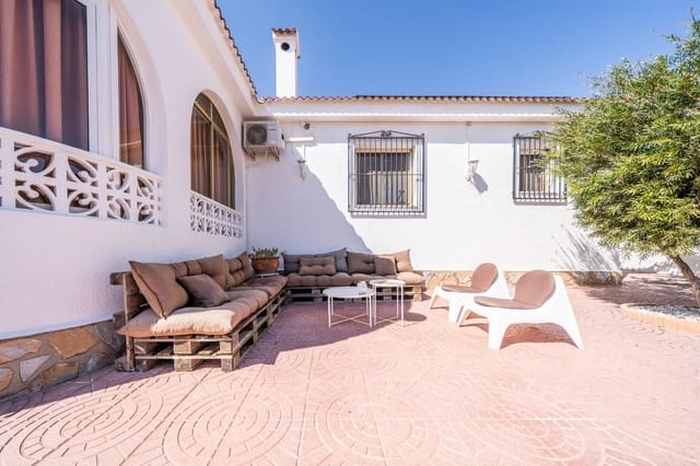 3 soverom Villa til salgs i Ciudad Quesada, Rojales med svømmebasseng - € 379 000 (Ref: 9715709)