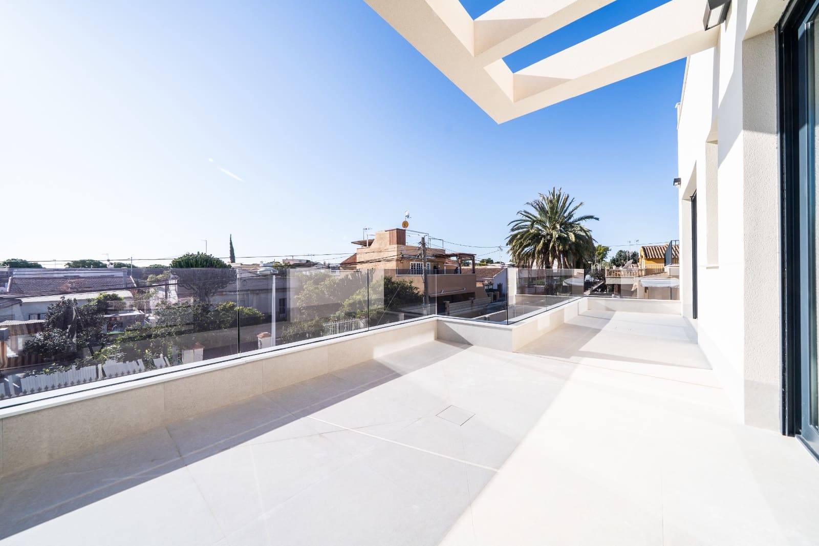 4 soverom Villa til salgs i Guardamar del Segura med svømmebasseng - € 660 000 (Ref: 9734089)