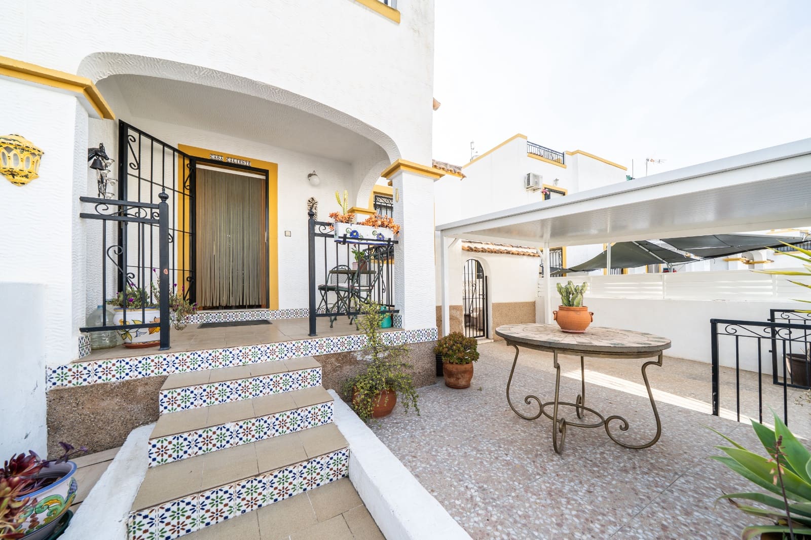 3 bedroom Semi-detached Villa for sale in La Marina with pool - € 179,000 (Ref: 9752581)