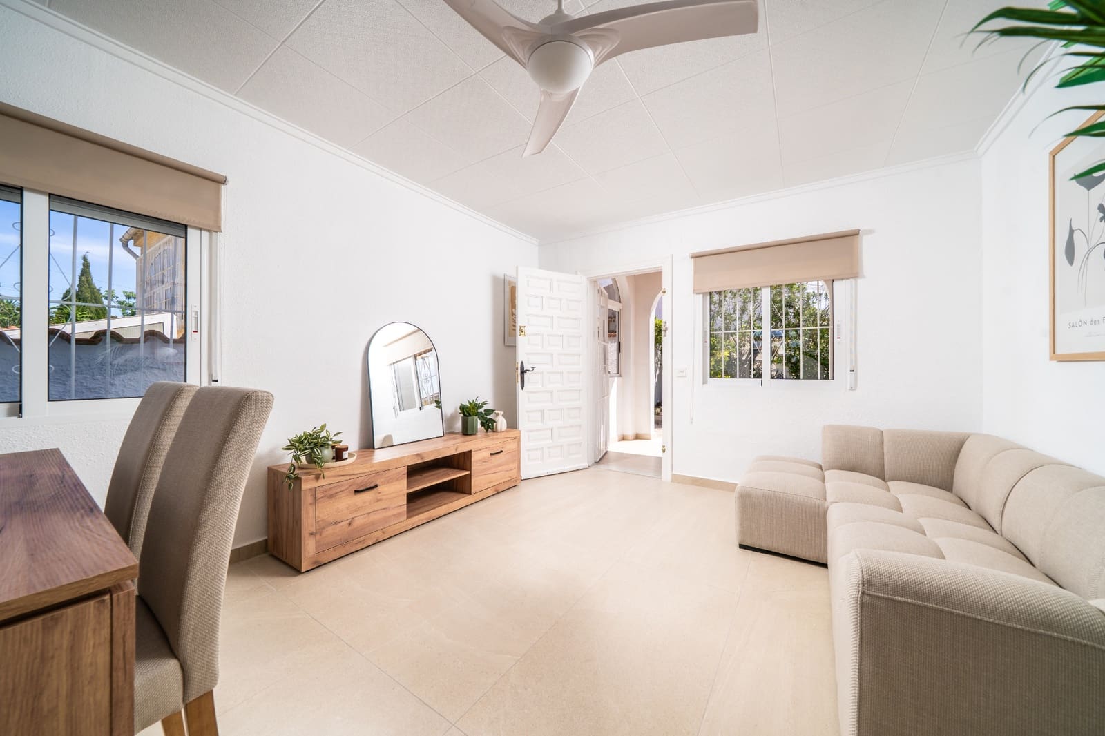 2 soveværelse Villa til salg i La Marina med swimmingpool - € 225.000 (Ref: 9771890)