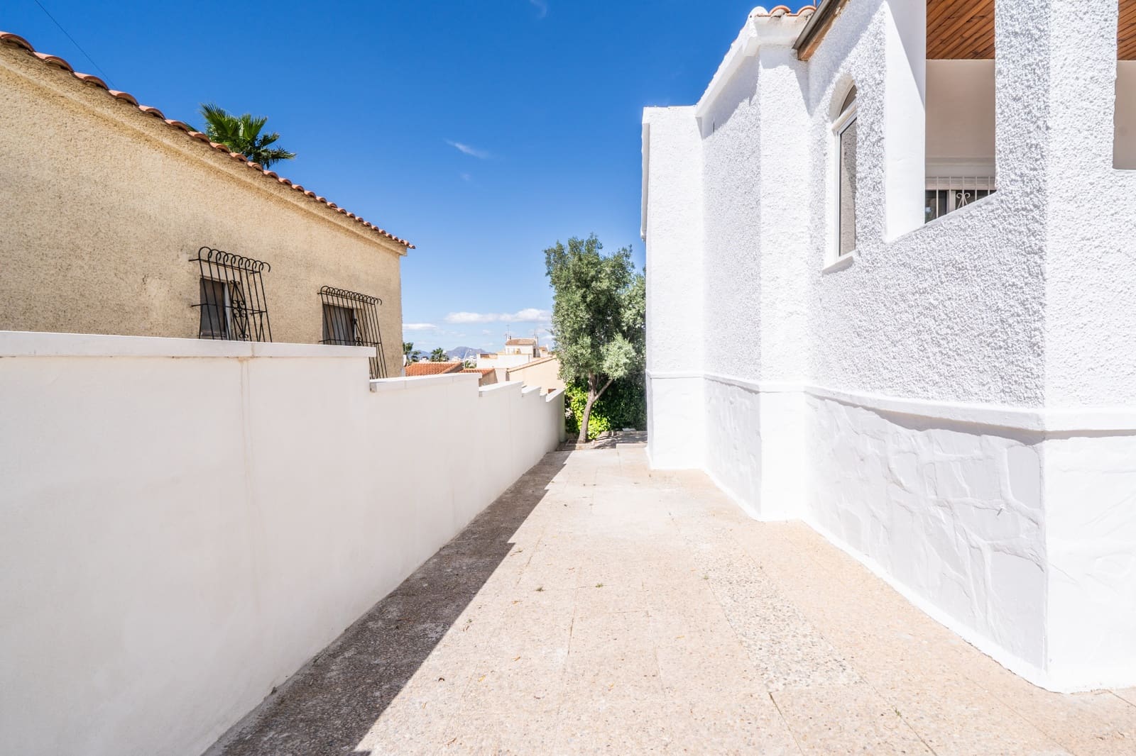 2 soveværelse Villa til salg i La Marina med swimmingpool - € 225.000 (Ref: 9771890)