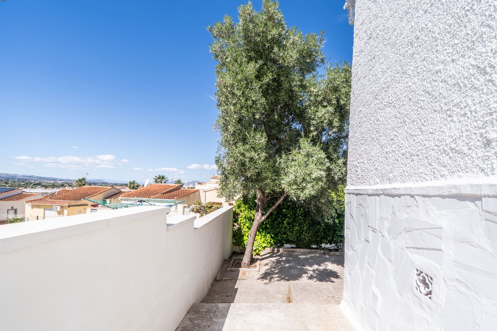 2 soveværelse Villa til salg i La Marina med swimmingpool - € 225.000 (Ref: 9771890)