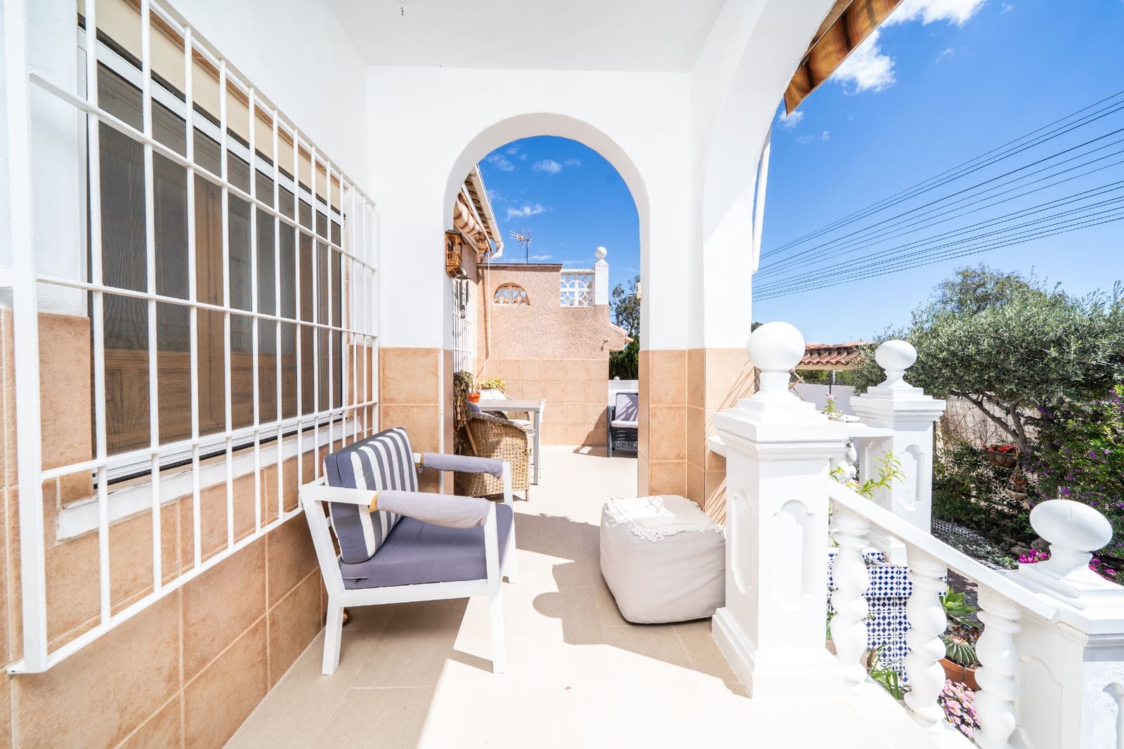 3 bedroom Villa for sale in La Marina with garage - € 220,000 (Ref: 9773542)