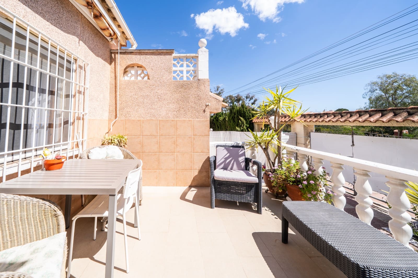 3 bedroom Villa for sale in La Marina with garage - € 220,000 (Ref: 9773542)