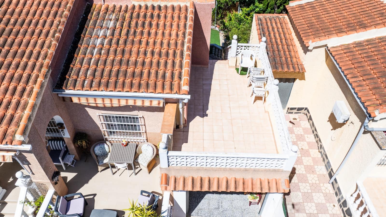 3 bedroom Villa for sale in La Marina with garage - € 220,000 (Ref: 9773542)