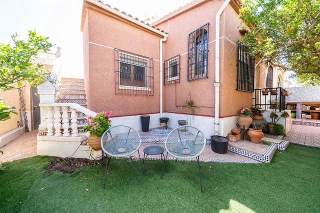 3 soveværelse Villa til salg i La Marina, Elche / Elx med garage - € 220.000 (Ref: 9773542)