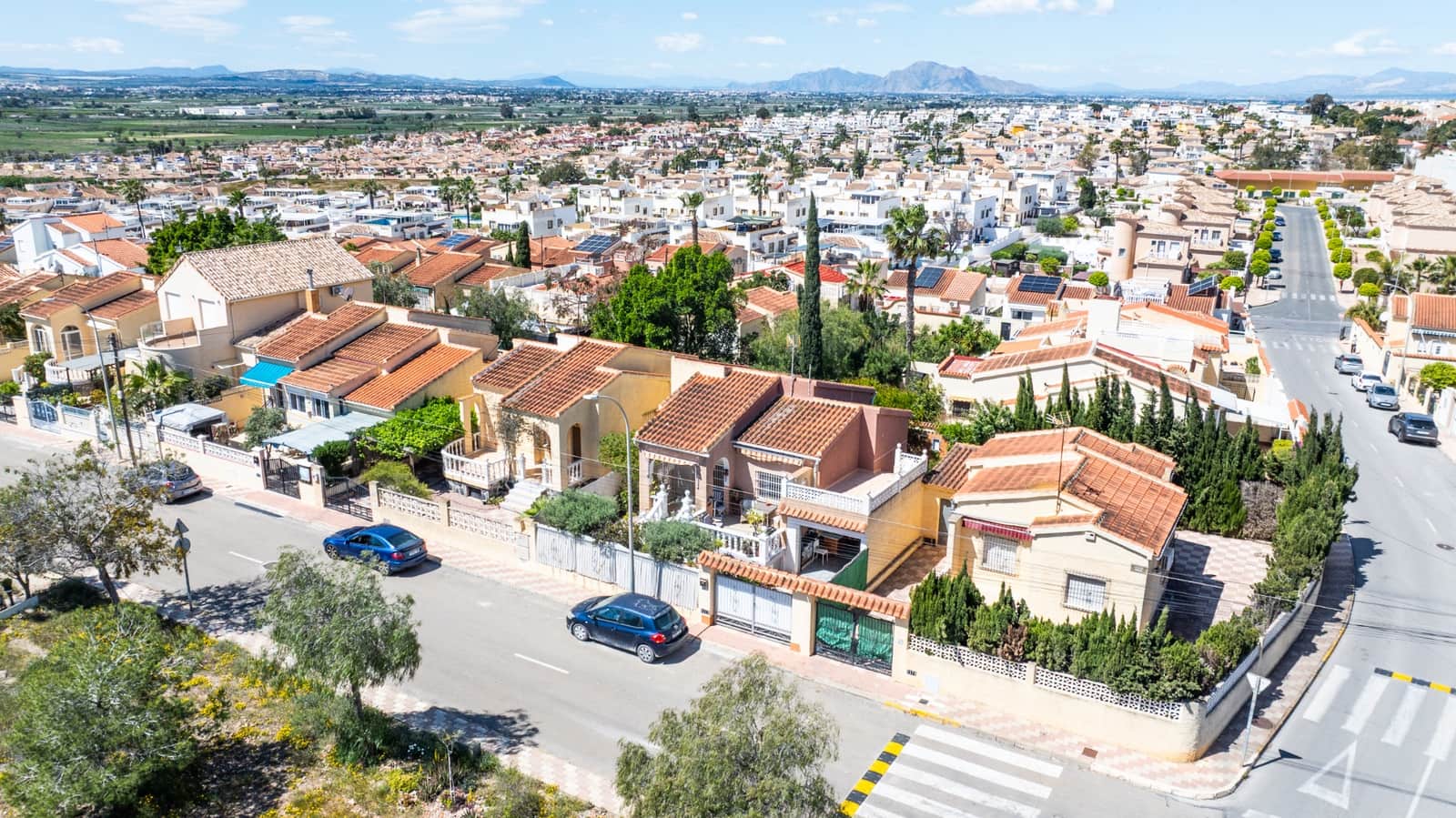 3 bedroom Villa for sale in La Marina with garage - € 220,000 (Ref: 9773542)