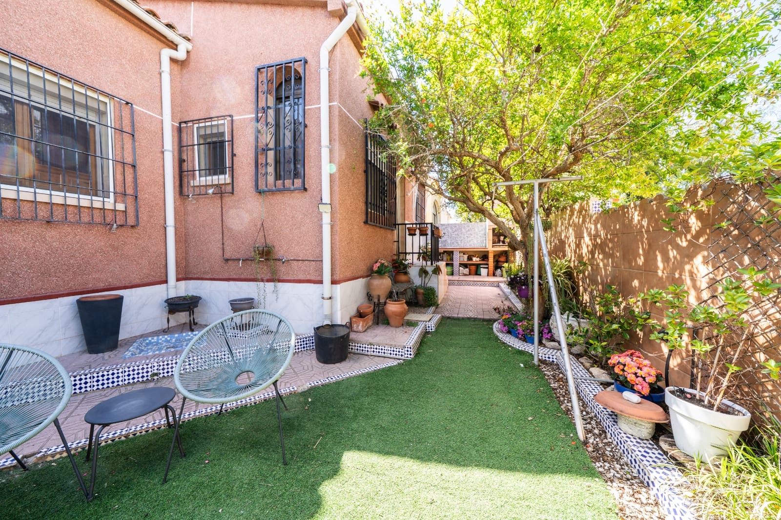 3 bedroom Villa for sale in La Marina with garage - € 220,000 (Ref: 9773542)