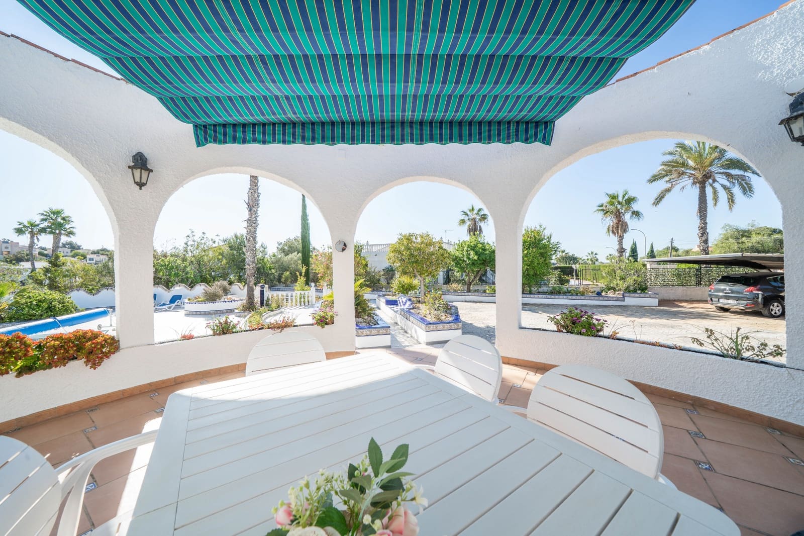 3 soveværelse Villa til salg i La Marina med swimmingpool garage - € 450.000 (Ref: 9775996)