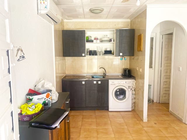 1 soveværelse Rækkehus til salg i La Marina, Elche / Elx - € 79.900 (Ref: 9781271)