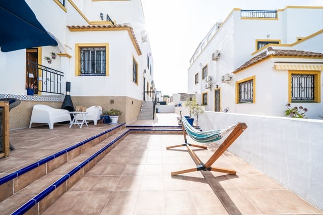 3 Zimmer Doppelhaus zu verkaufen in La Marina, Elche / Elx mit Pool - 189.000 € (Ref: 9802508)