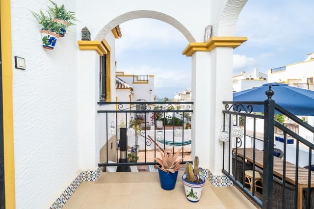 3 Zimmer Doppelhaus zu verkaufen in La Marina, Elche / Elx mit Pool - 189.000 € (Ref: 9802508)