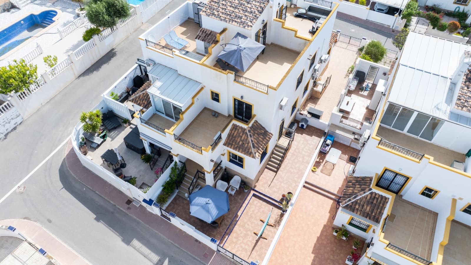 3 sovrum Semi-fristående Villa till salu i La Marina med pool - 189 000 € (Ref: 9802508)