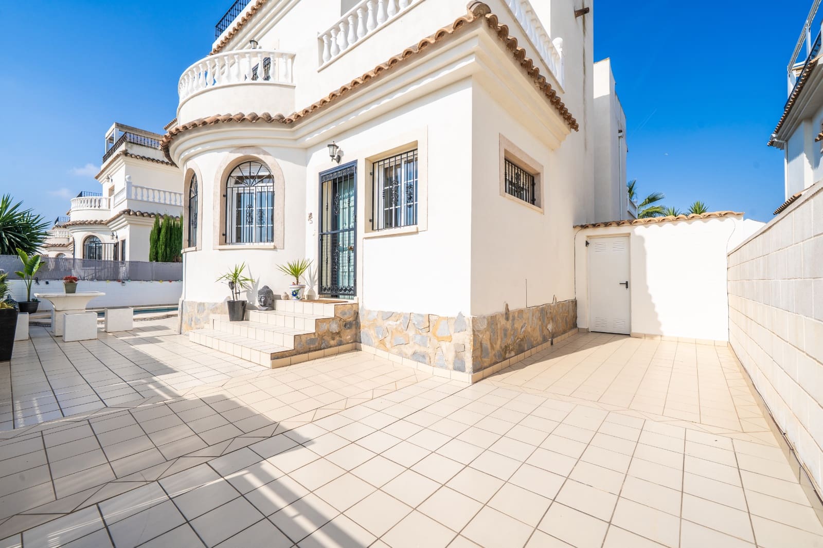 3 soveværelse Villa til salg i La Marina med swimmingpool - € 275.000 (Ref: 9815052)