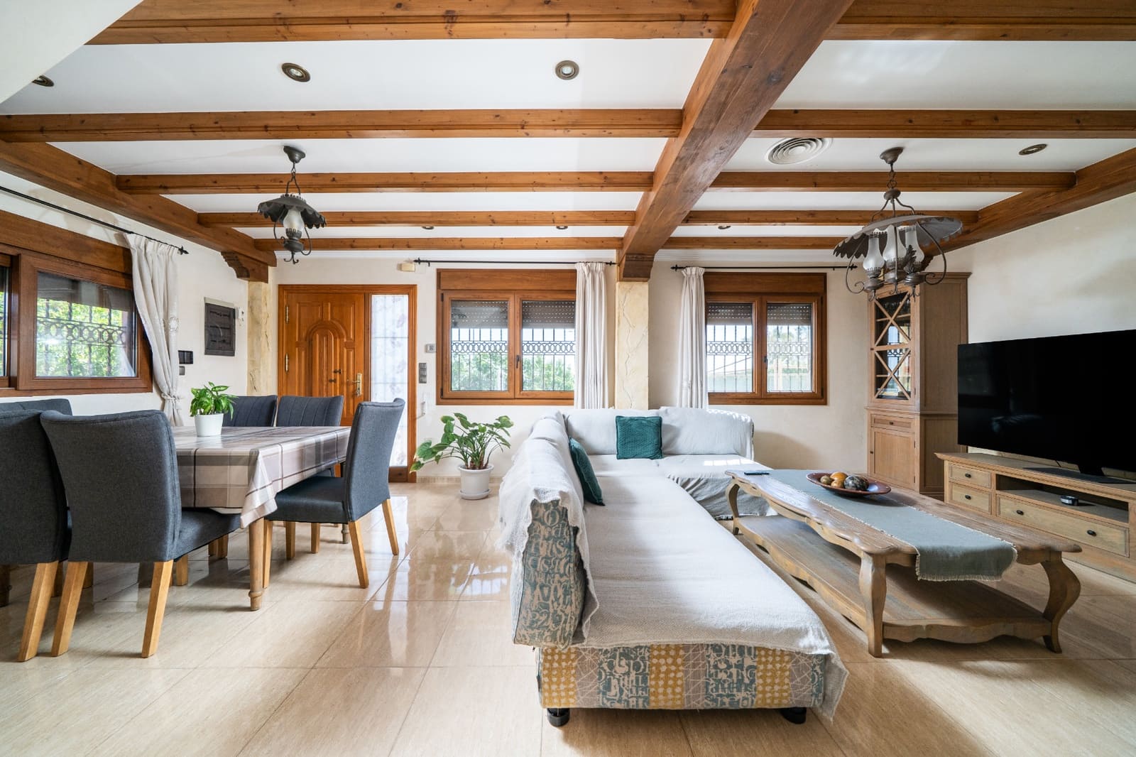 3 soveværelse Villa til salg i La Marina med swimmingpool - € 409.000 (Ref: 9818625)