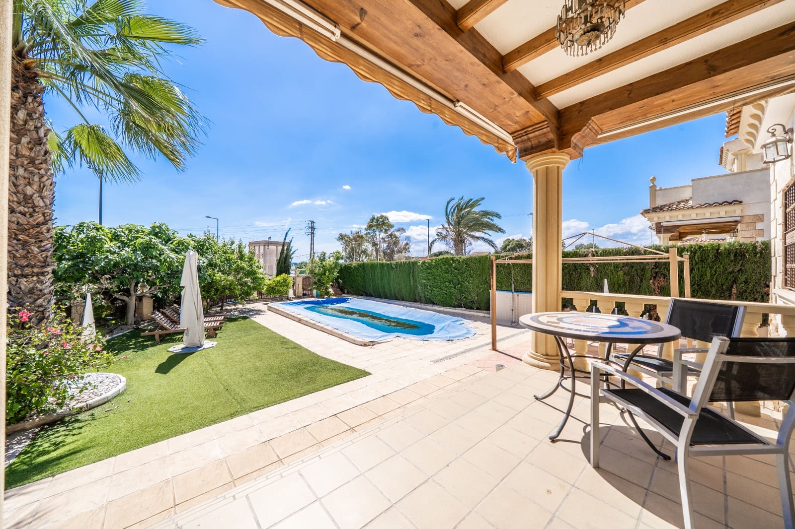 3 soveværelse Villa til salg i La Marina med swimmingpool - € 409.000 (Ref: 9818625)
