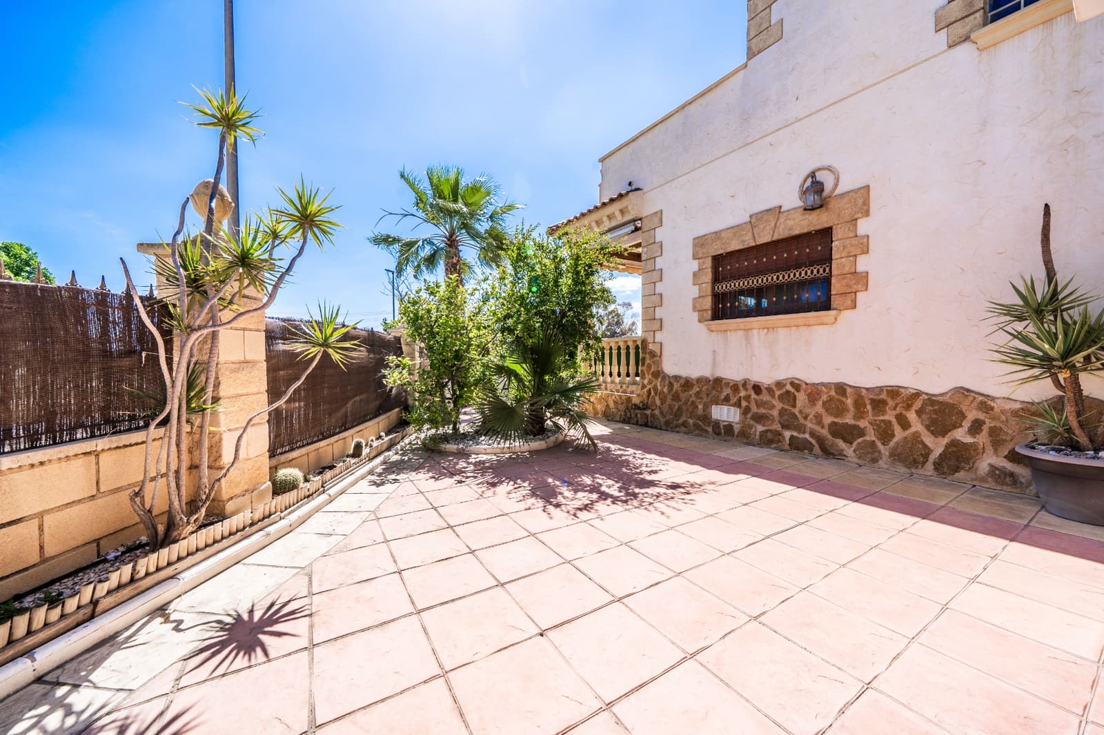 3 soveværelse Villa til salg i La Marina med swimmingpool - € 409.000 (Ref: 9818625)