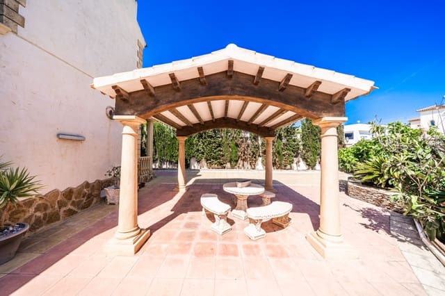 3 bedroom Villa for sale in La Marina, Elche / Elx with pool - € 409,000 (Ref: 9818625)