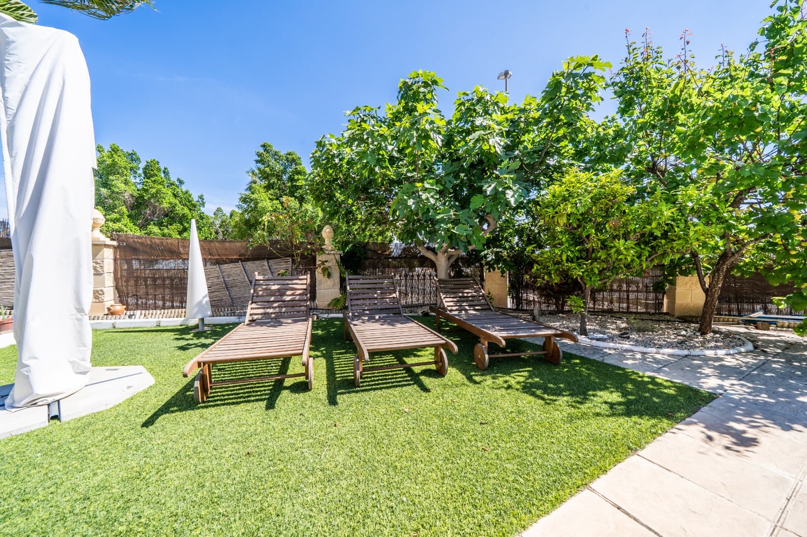 3 soveværelse Villa til salg i La Marina med swimmingpool - € 409.000 (Ref: 9818625)